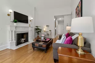 280 Commonwealth Ave, Boston, MA 02116 - Photo 3