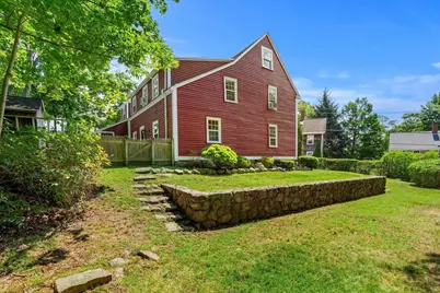 25 Bennett St, Manchester by the Sea, MA 01944 - Photo 23