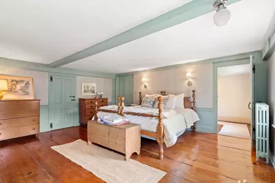 25 Bennett St, Manchester by the Sea, MA 01944 - Photo 13