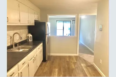 625 W Lowell Ave #14, Haverhill, MA 01832 - Photo 3