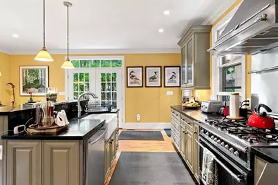 6 Menlo St, Boston, MA 02135 - Photo 21