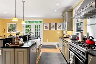 6 Menlo St, Boston, MA 02135 - Photo 21
