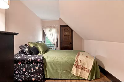 6 Menlo St, Boston, MA 02135 - Photo 35