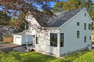 1 Dartmouth Rd, Marblehead, MA 01945 - Photo 3