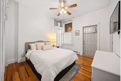 805 E 4th St #1, Boston, MA 02127 - Photo 5