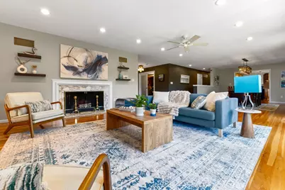 4 Arlington Ter, Haverhill, MA 01830 - Photo 9