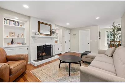 55 Hartford Ave E, Mendon, MA 01756 - Photo 5