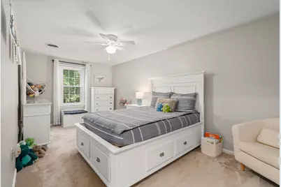 55 Hartford Ave E, Mendon, MA 01756 - Photo 17