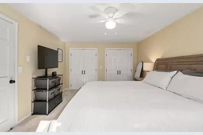 55 Hartford Ave E, Mendon, MA 01756 - Photo 15
