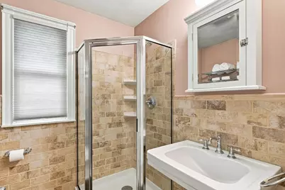 61 Lowell St, Reading, MA 01867 - Photo 15