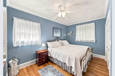 78 Oak St, Wakefield, MA 01880 - Photo 21