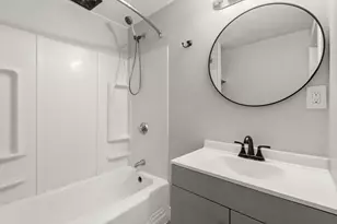 43 Pleasant St, Hudson, MA 01749 - Photo 9