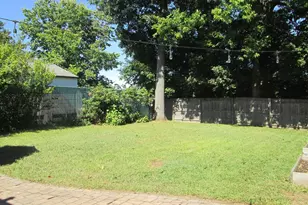 76 Surrey Rd, Springfield, MA 01118 - Photo 23