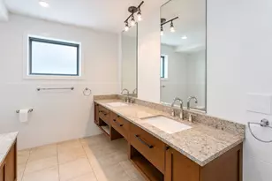 2021 Commonwealth Ave, Boston, MA 02135 - Photo 15