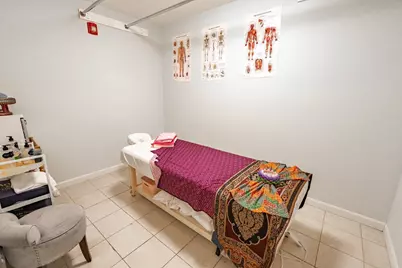 719 Washington St #1, Newton, MA 02458 - Photo 9