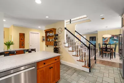 75 Seaverns Ave, Boston, MA 02130 - Photo 11