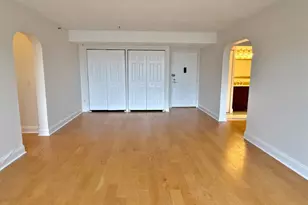 1731 Beacon St, Brookline, MA 02445 - Photo 17