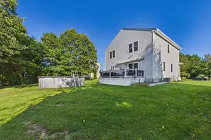 32 Welcome St, Fairhaven, MA 02719 - Photo 25