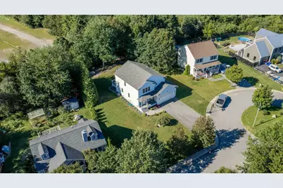 32 Welcome St, Fairhaven, MA 02719 - Photo 29