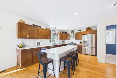 32 Welcome St, Fairhaven, MA 02719 - Photo 7