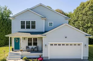 32 Welcome St, Fairhaven, MA 02719 - Photo 1