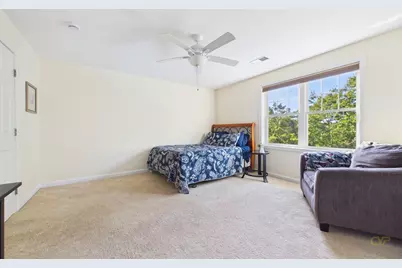 32 Welcome St, Fairhaven, MA 02719 - Photo 21