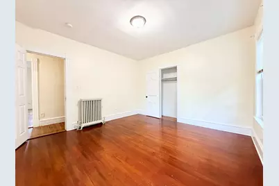 604 Westford St #2, Lowell, MA 01851 - Photo 5