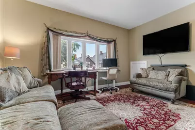 30 Everett Ave, Somerville, MA 02145 - Photo 7