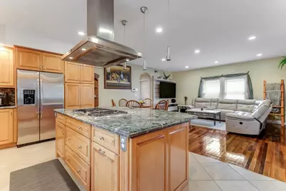 30 Everett Ave, Somerville, MA 02145 - Photo 5