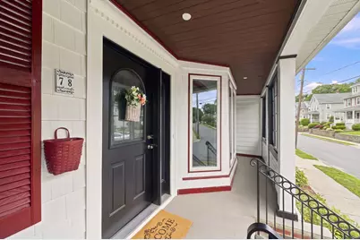 78 Oak St, Wakefield, MA 01880 - Photo 3