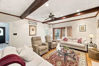 78 Oak St, Wakefield, MA 01880 - Photo 7