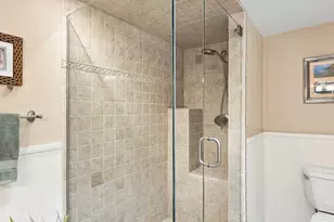78 Oak St, Wakefield, MA 01880 - Photo 13