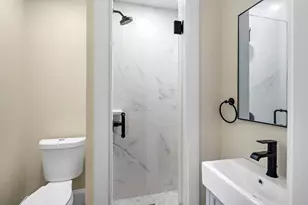 23 Thelma Rd, Boston, MA 02122 - Photo 17