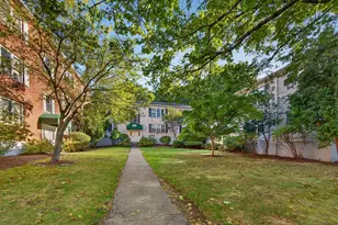 148 Newton St, Boston, MA 02135 - Photo 29