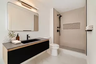 387 Norfolk St, Cambridge, MA 02139 - Photo 13