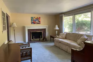 4 Sunset Dr, Randolph, MA 02368 - Photo 3