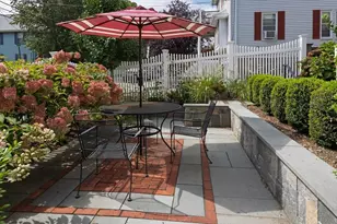 17 Davis Ave, Brookline, MA 02445 - Photo 11