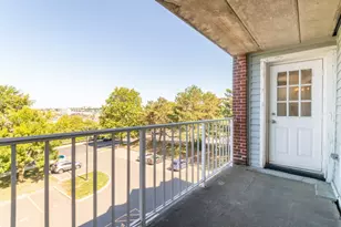 100 Boatswains Wy, Chelsea, MA 02150 - Photo 31