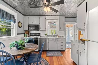 132 Luce St, Lowell, MA 01852 - Photo 17