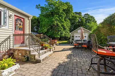 132 Luce St, Lowell, MA 01852 - Photo 35