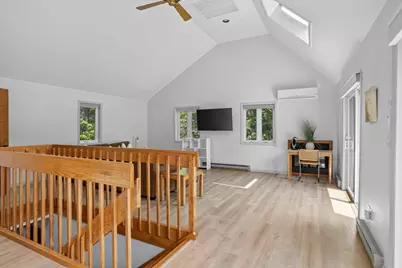 14 High Meadow Ln, Oak Bluffs, MA 02557 - Photo 13