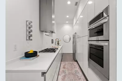 618 E Second Street #3, Boston, MA 02127 - Photo 9