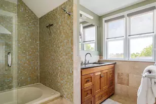 60 Dracut St, Boston, MA 02124 - Photo 27