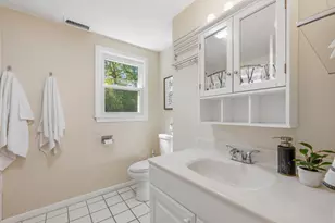 118-120 Edinboro St, Newton, MA 02460 - Photo 21