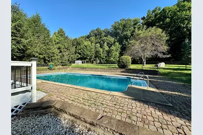 144 Laurel St, West Boylston, MA 01583 - Photo 3