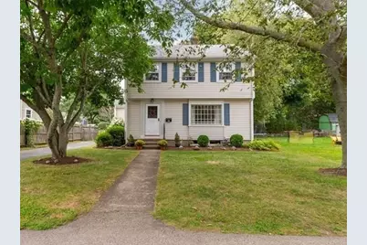 86 Union Street, Hamilton, MA 01936 - Photo 1