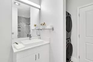 205 Maverick St, Boston, MA 02128 - Photo 9