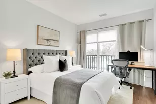 205 Maverick St, Boston, MA 02128 - Photo 9