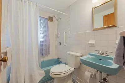 10 Meyer St, Boston, MA 02131 - Photo 25