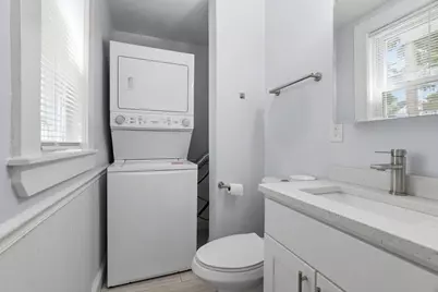 42 Moseley St, Boston, MA 02125 - Photo 19
